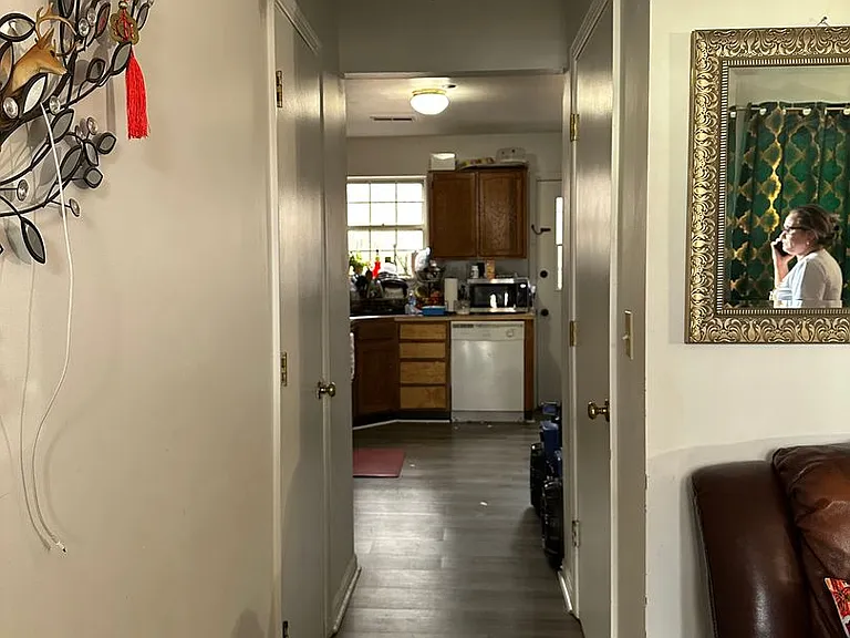 270 Albert Ct — Photo 15