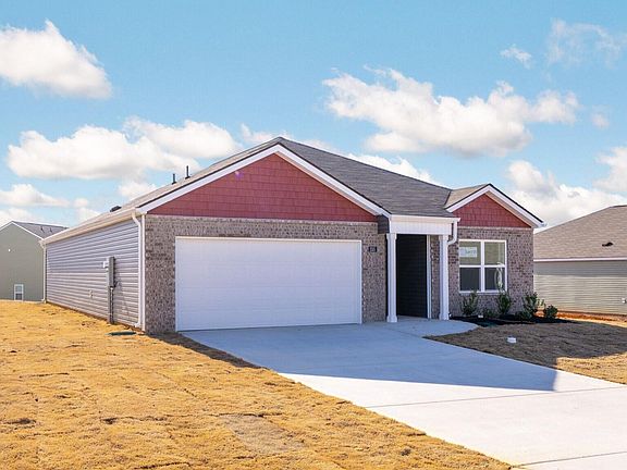 3rd image of 235 Crescent Cir