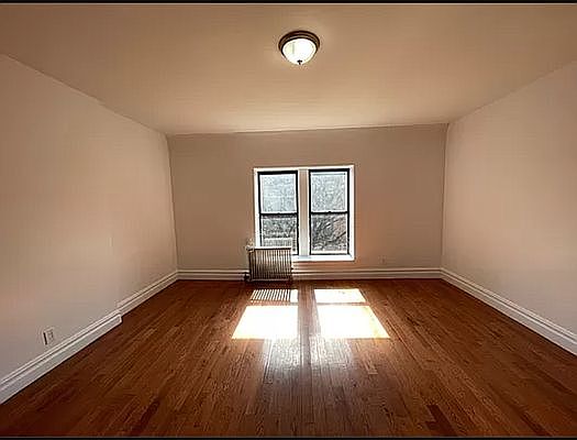 4th image of 745 Saint Nicholas Ave Floor 4