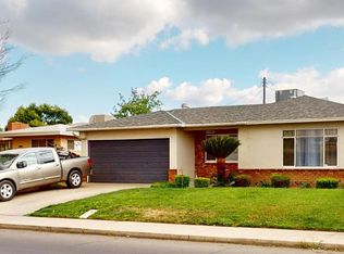 3490 E Weldon Ave, Fresno, CA 93703
