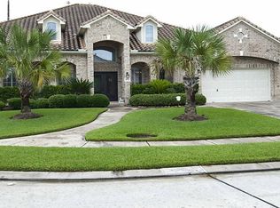 10326 Ripple Lake Dr, Houston, TX 77065