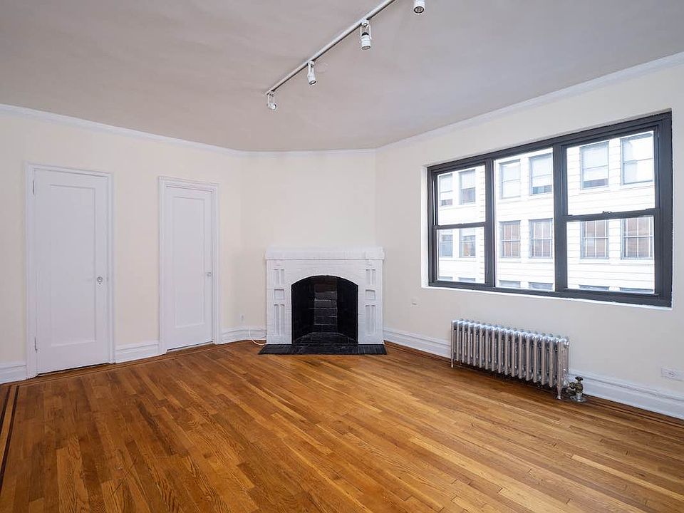 1st image of 248 W 17th St APT 601
