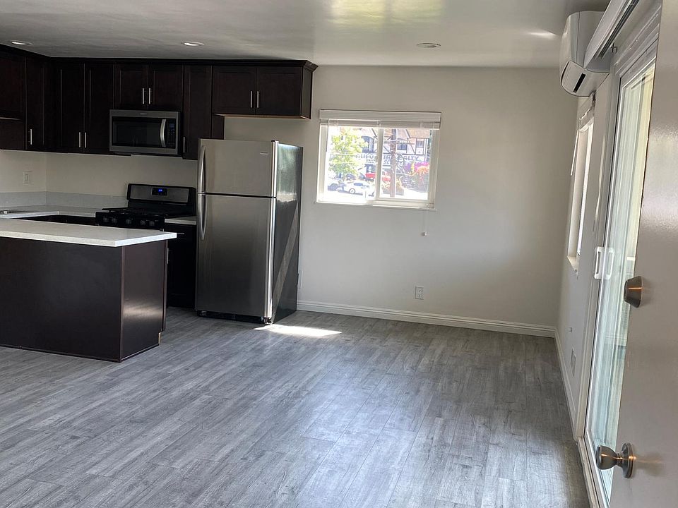 Entrance, Living Dining and Kitchen