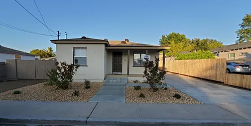 4711 70th St Photo 1