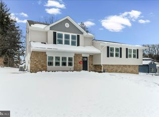 3340 Jeffrey Dr, Dresher, PA 19025