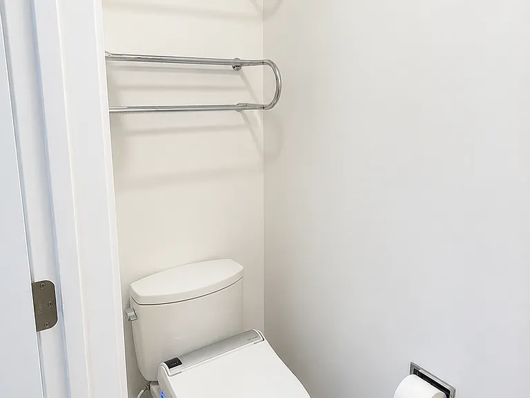 103 Brittany Dr — Photo 14
