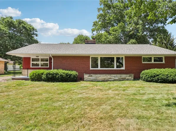 762 Eastview Ave, Wadsworth, OH 44281