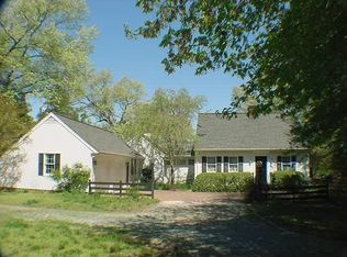 8034 Cloister Dr, Gloucester, VA 23061