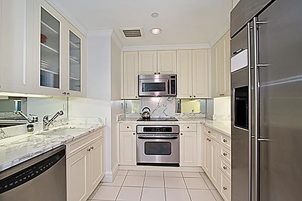 Rented by Trump International Realty | media 15