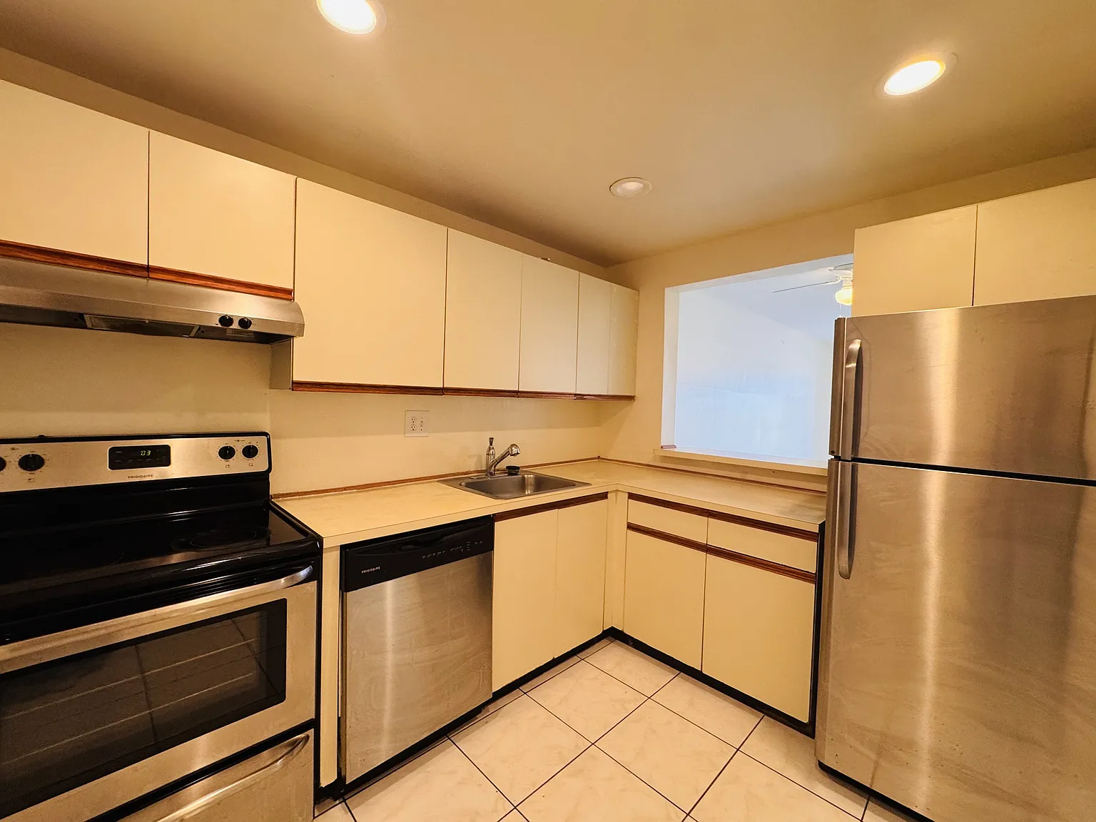 8025 Colony Cir #203 - 203 — Photo 2