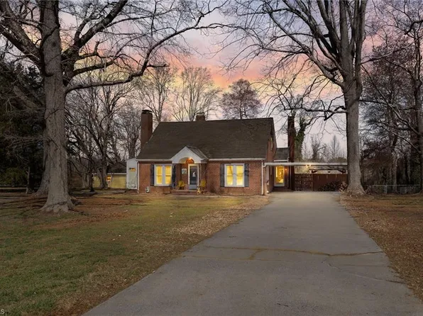 304 Springwood Rd, Asheboro, NC 27205