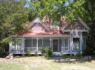 902 Railroad St, Thornton, TX 76687