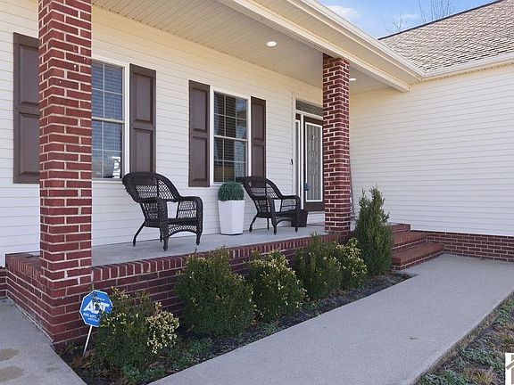 3rd image of 78 Mallard Cove Rd