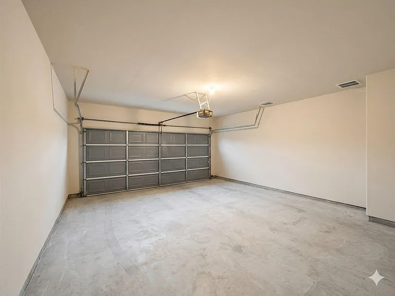9942 Taylor Springs Ln — Photo 28