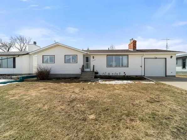 5221 N 51st Ave, Holden, AB T0B 2C0