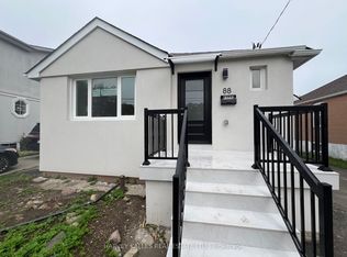 88 McAllister Rd Basement C, Toronto, ON M3H 2N3