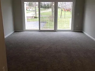 2 bed, 900 sqft, $1,075 — Photo 4