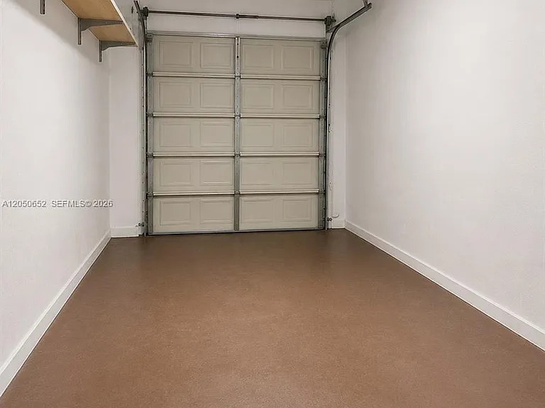 2100 N 52nd Ave — Photo 38