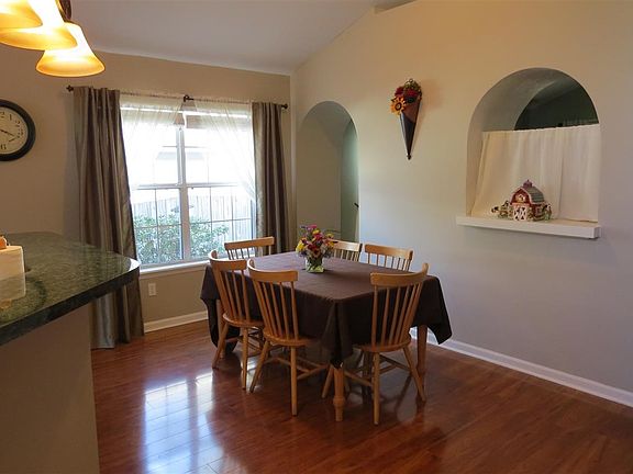 2nd image of 2037 Ascot Way