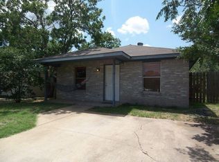 614 Banks St, College Station, TX 77840