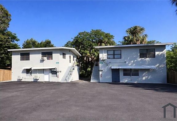 2nd image of 1026 19th St S #2R