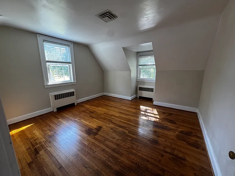812 S Broad St — Photo 12