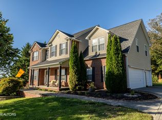 1709 Dancing Light Ln, Knoxville, TN 37922
