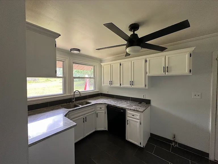 2895 Decamp Rd — Photo 7