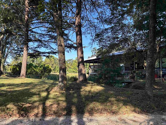 3rd image of 7047 E County Road 250 S