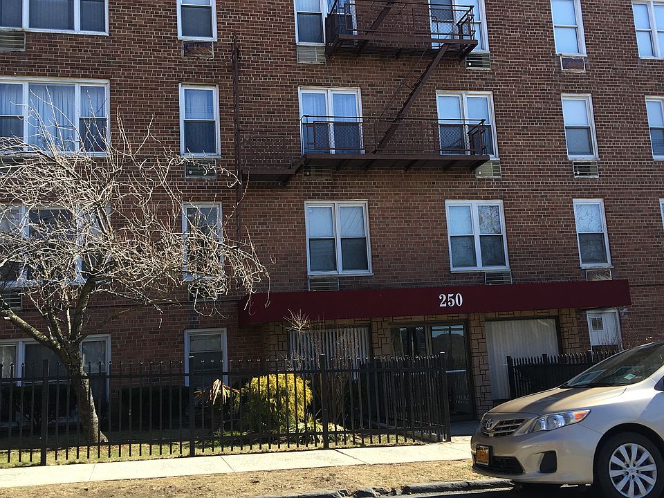 1st image of 250 N Broadway 2h #2H