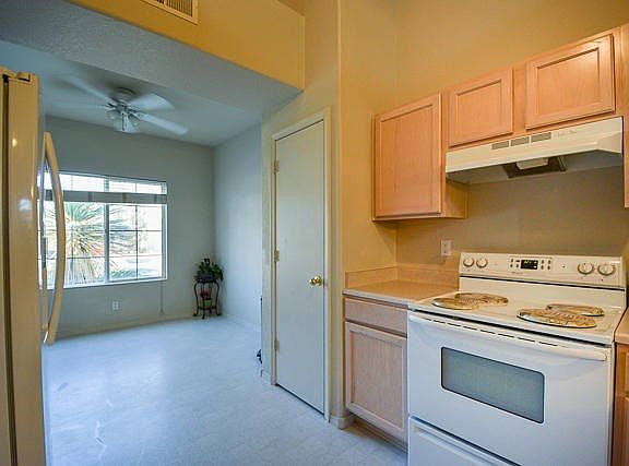 2nd image of 6248 Calle De Vida NW