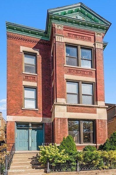 1st image of 1265 N Wolcott Ave #1F