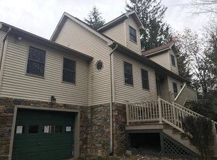 664 Minsi Trl E, Long Pond, PA 18334