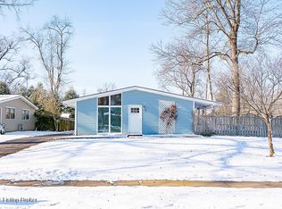 1714 Ashmoor Ln, Moorland, KY 40223