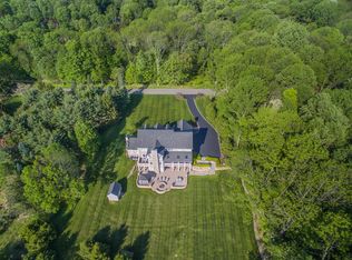 4 Cowie Rd, Chester, NJ 07930