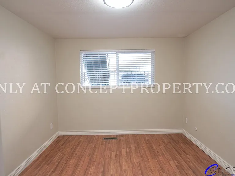100 S Orchard Dr — Photo 53