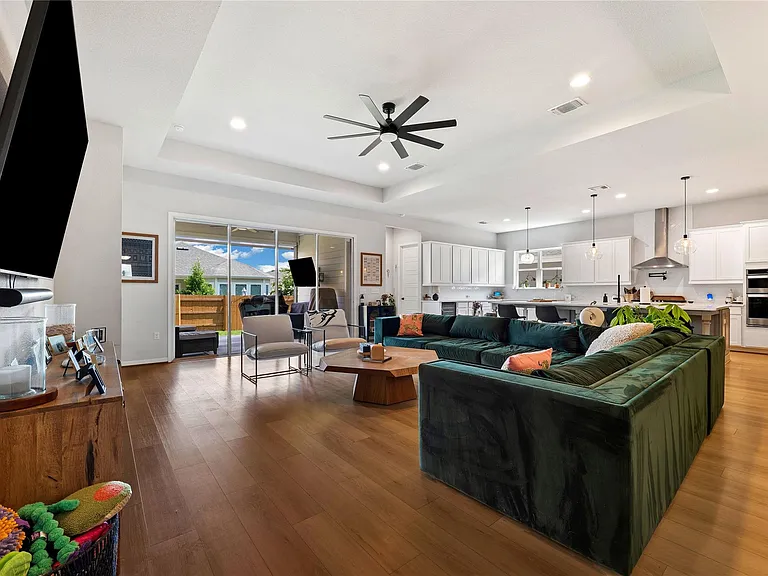 8204 Orizzonte St — Photo 7