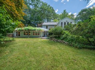 217 Hall Ave, Henniker, NH 03242