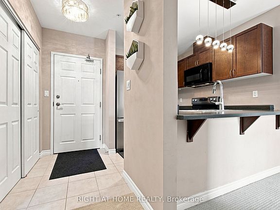 5th image of 2 Colonial Dr #201