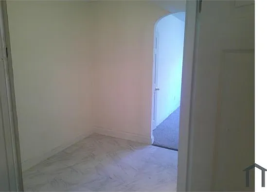 1905 M St NE #3 — Photo 9