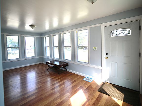 5th image of 3912 Bailey Ave #1