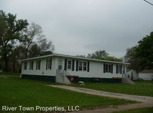 418 Warren St APT 4, Colona, IL 61241