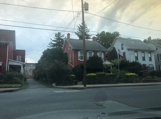 126 S Broad St, Waynesboro, PA 17268