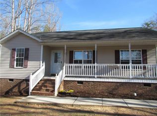 2100 Smith St, Reidsville, NC 27320