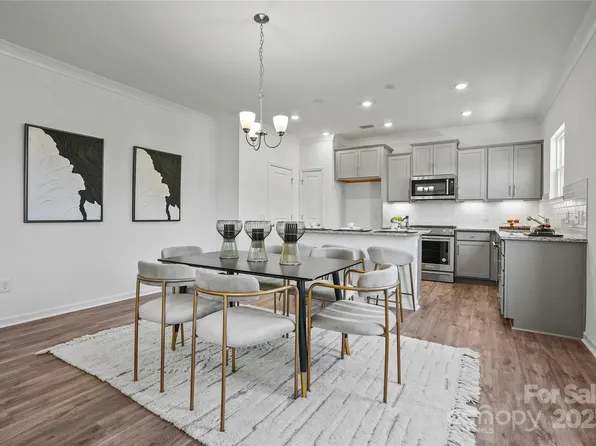 5920 Chumbley Point Rd, Charlotte, NC 28215