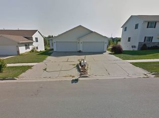 2032 Green Valley Dr #2034, Janesville, WI 53546