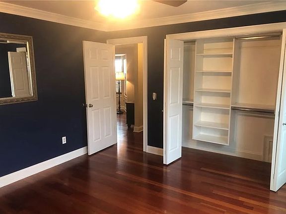 5th image of 44 Greenview Ln #44