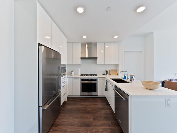 2nd image of 518 Clarke Rd #1702