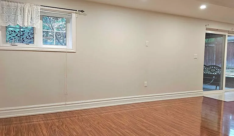 44 Skywood Dr — Photo 3