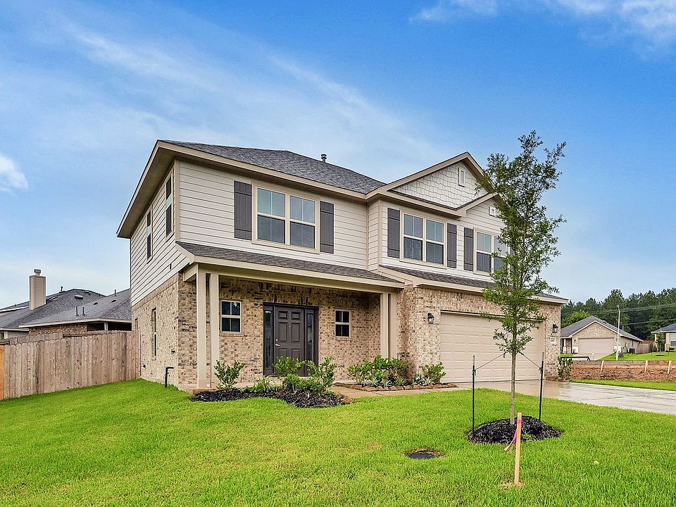 1st image of 449 Terra Vista Cir